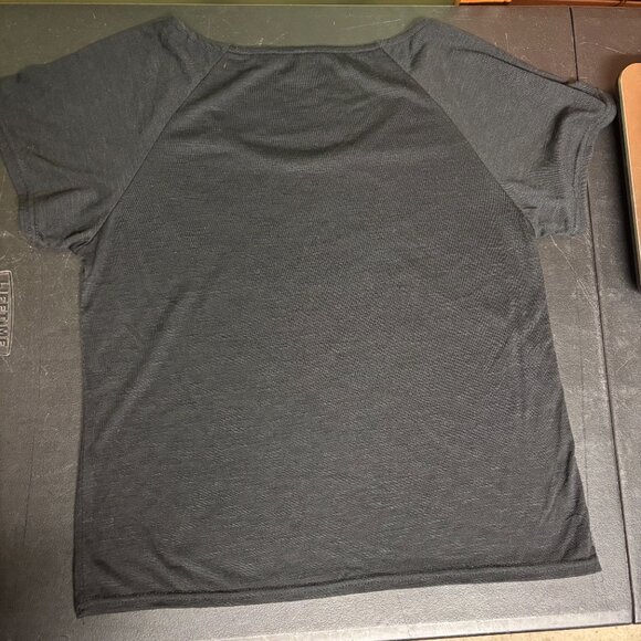 Metallica Hardwired To Self-Destruct T-shirt - Picture 3 of 3